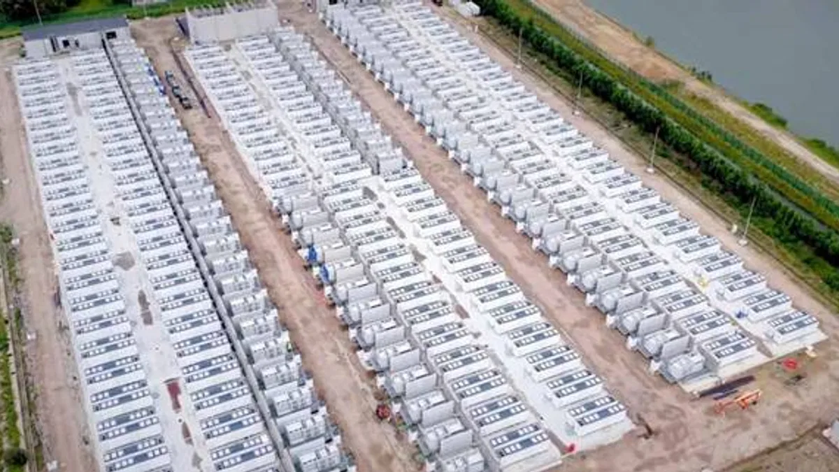 Avrupa’nın En Büyük Enerji Depolama Projesinde İlk Etap Tamamlandı