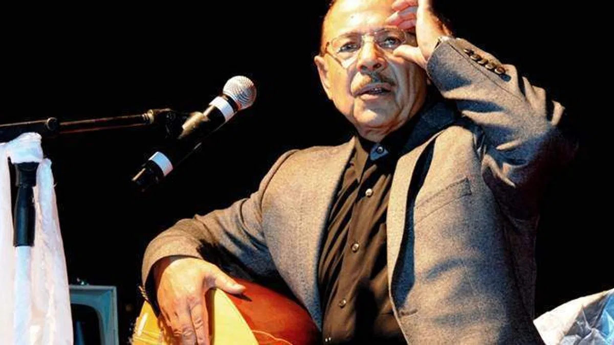 Gönüllerin 'garip' ozanı: Neşet Ertaş