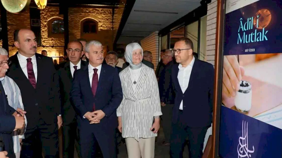 Adaletin hat sanatıyla buluştuğu sergi Konya’da