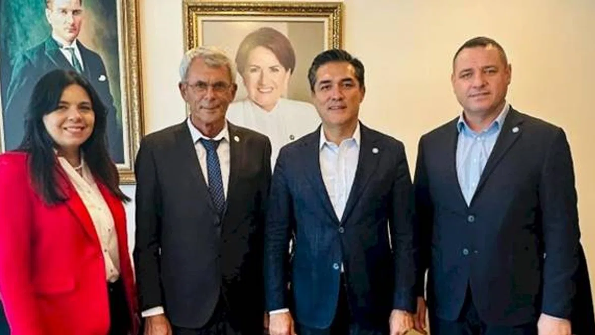 Kocaeli'nin iki ilçesine İYİ Parti'den yetkilendirme