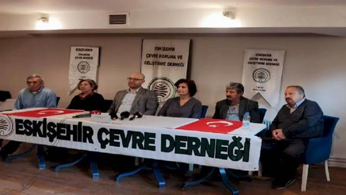 ESÇEVDER'den zehirli atık uyarısı!