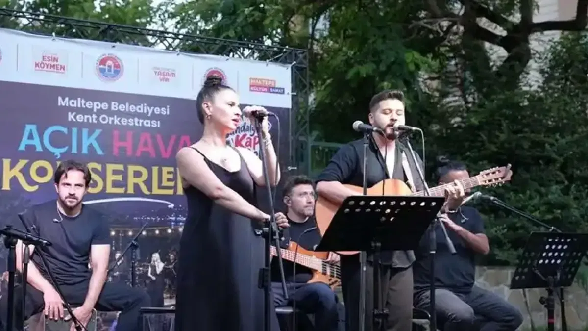 İstanbul Maltepe’de yazın ritmi 90’lar oldu