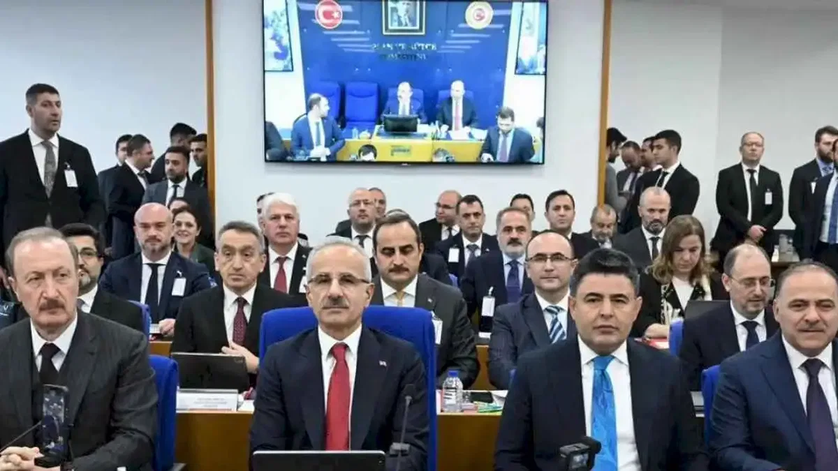Ulaştırma ve Altyapı'nın yeni bütçesi onaylandı