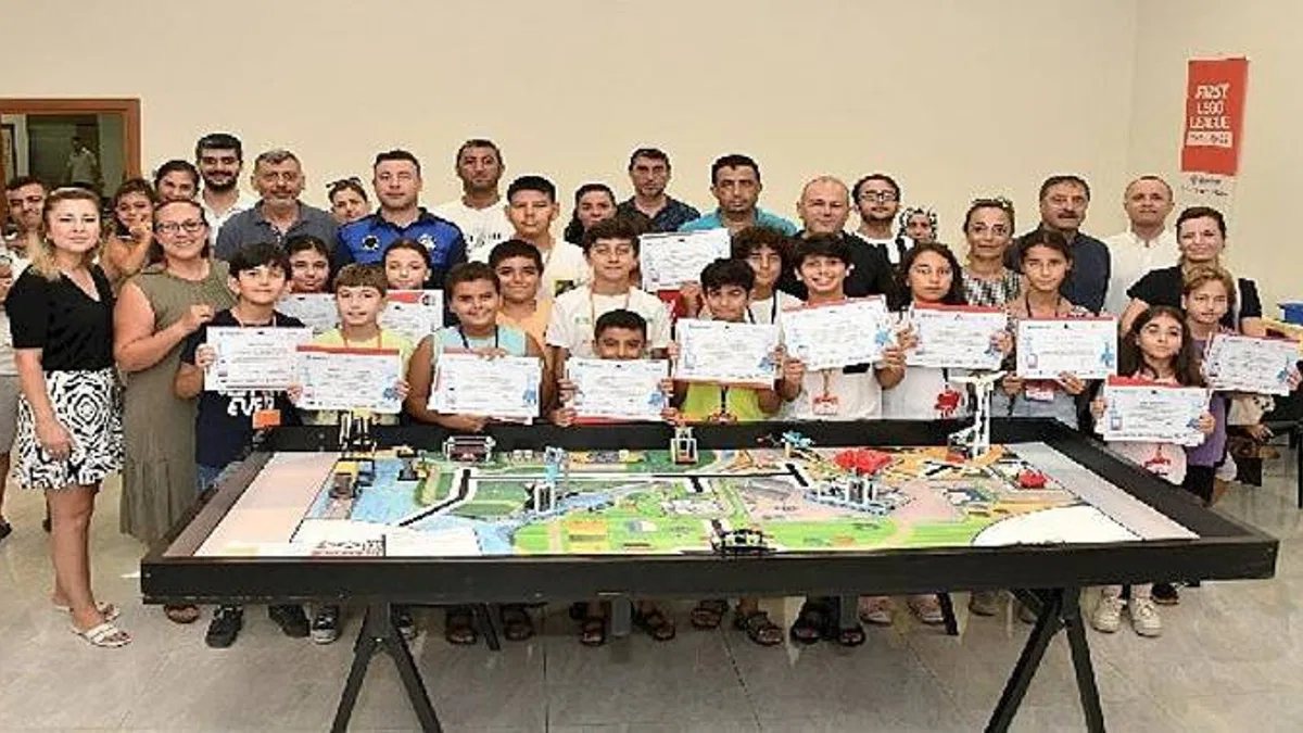 Yenişehir Belediyesinin robotik kodlama eğitimleri aileleri de çocukları da mutlu etti