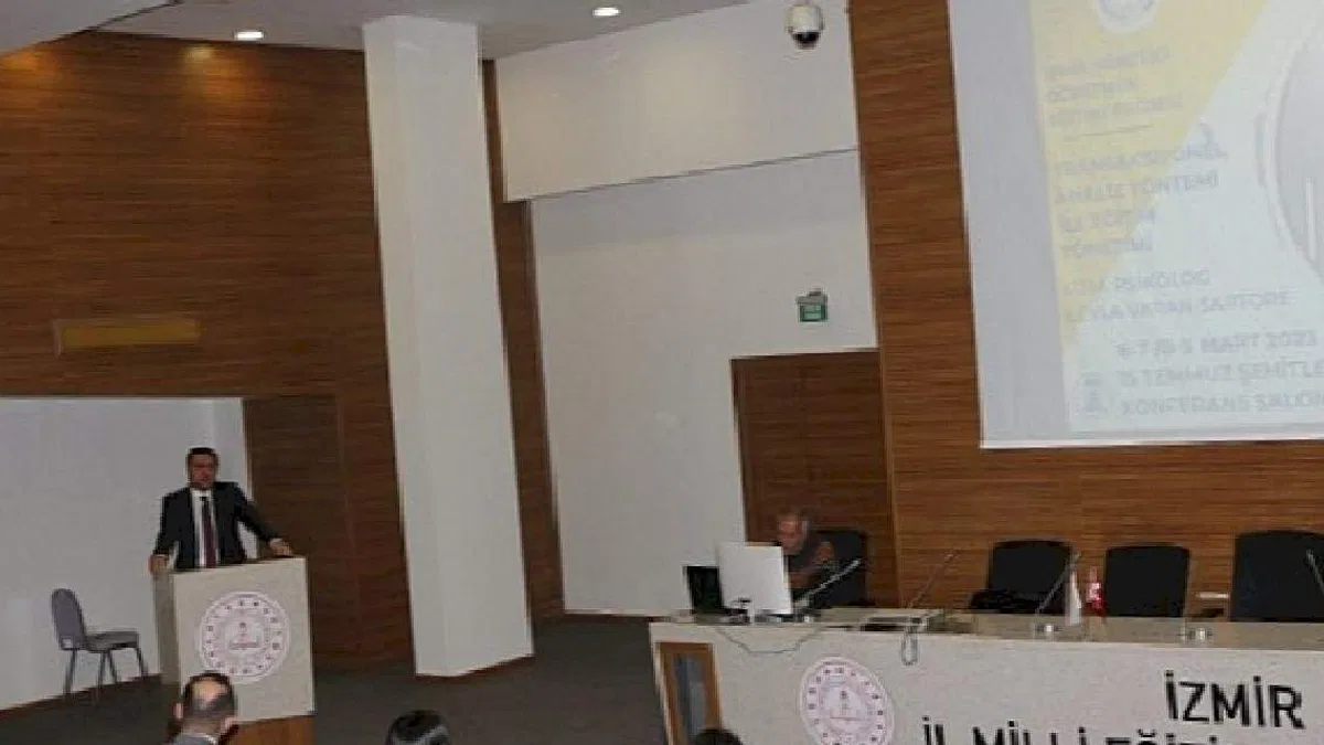 İzmir İl Milli Eğitim Müdürlüğü İZYÖP Kapsamında Eğitimlerine Devam Ediyor