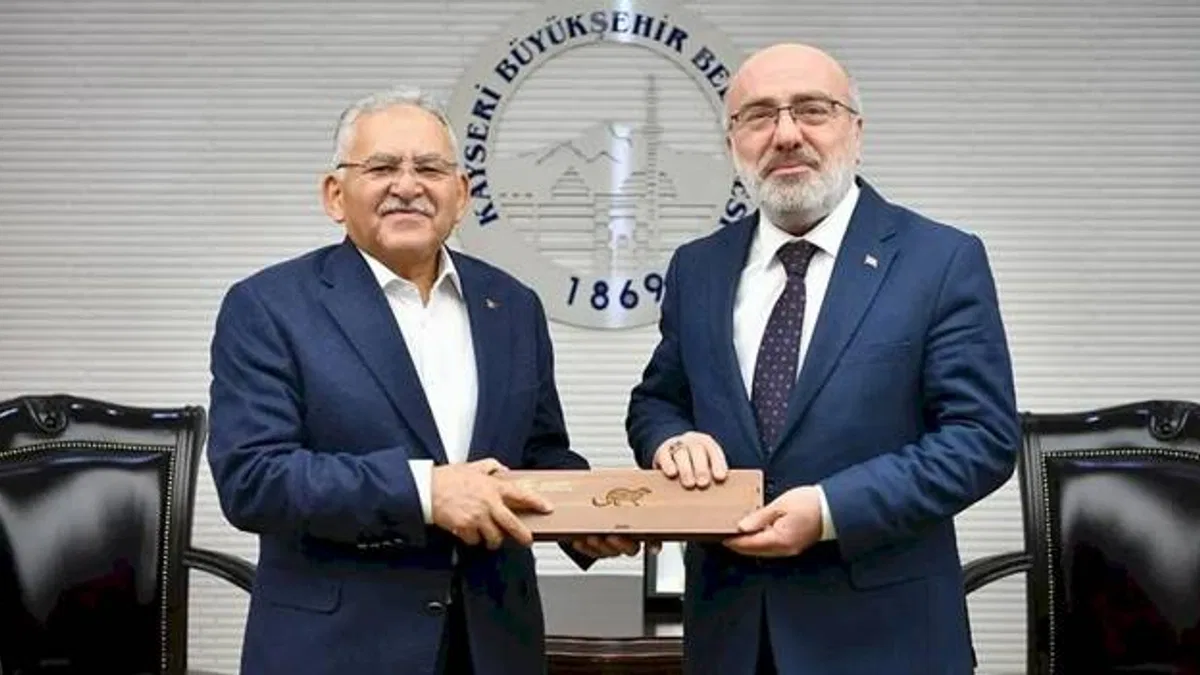 Memduh Büyükkılıç'tan KAYÜ'ye gastronomi teşekkürü