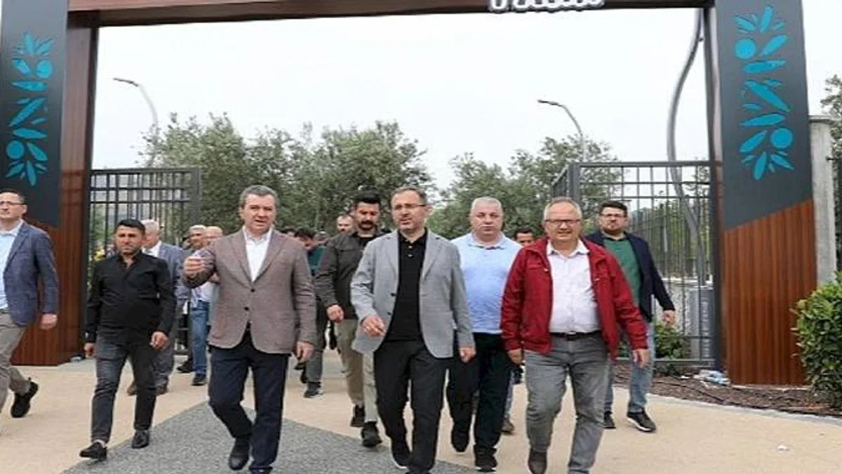 Gençlik ve Spor Bakanı Bergama'da