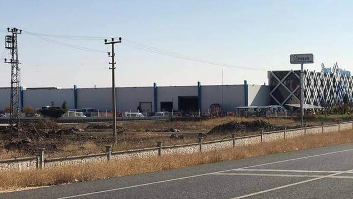Diyarbakır OSB'de bir fabrikadaki patlamada, 1 kişi öldü, 3 kişi yaralandı