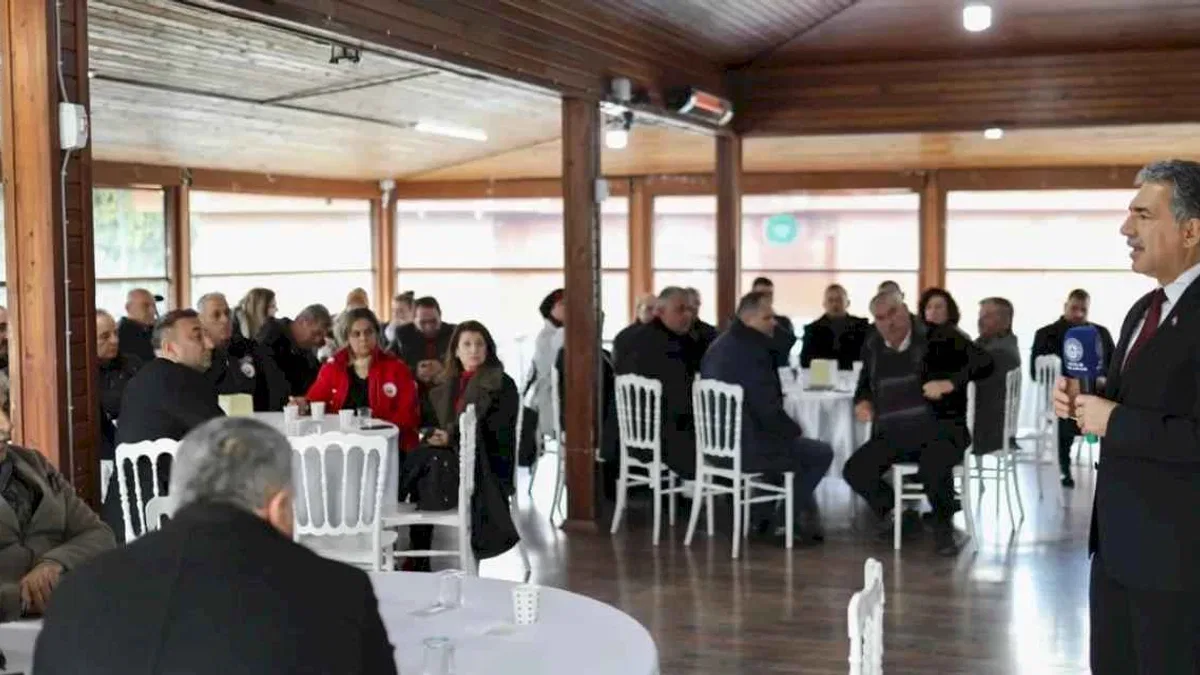 Şükrü Deviren muhtarlarla buluştu
