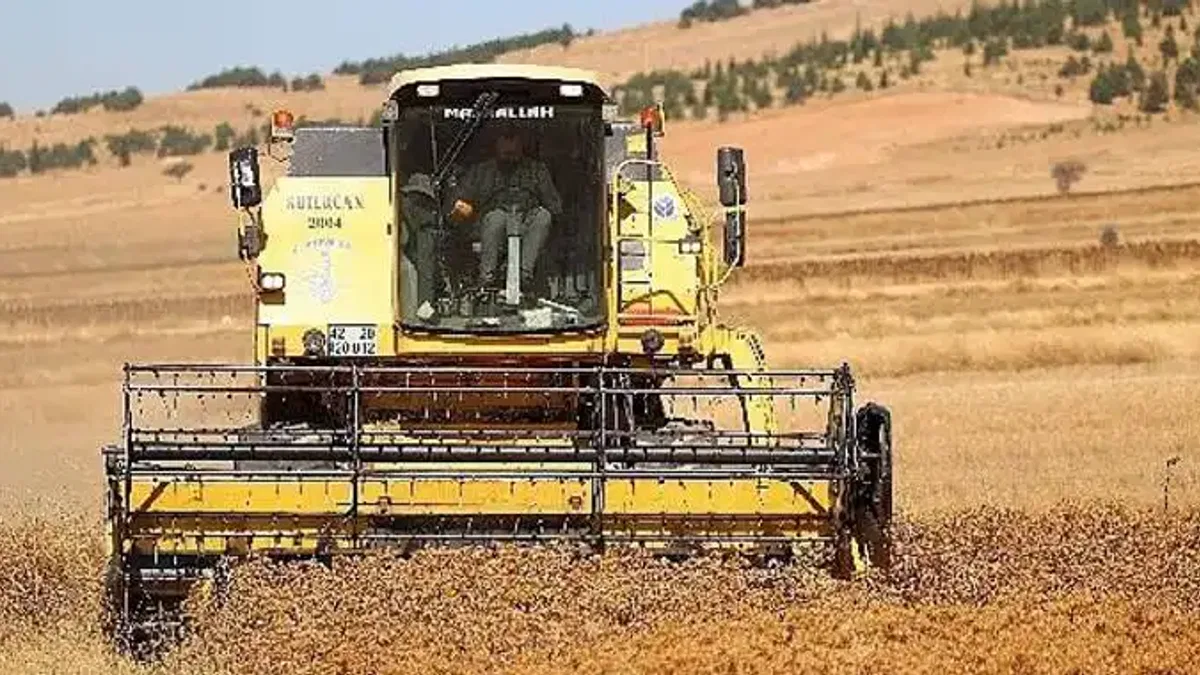 Büyükşehir Destekliyor, Konyalı Çiftçinin Yüzü Gülüyor
