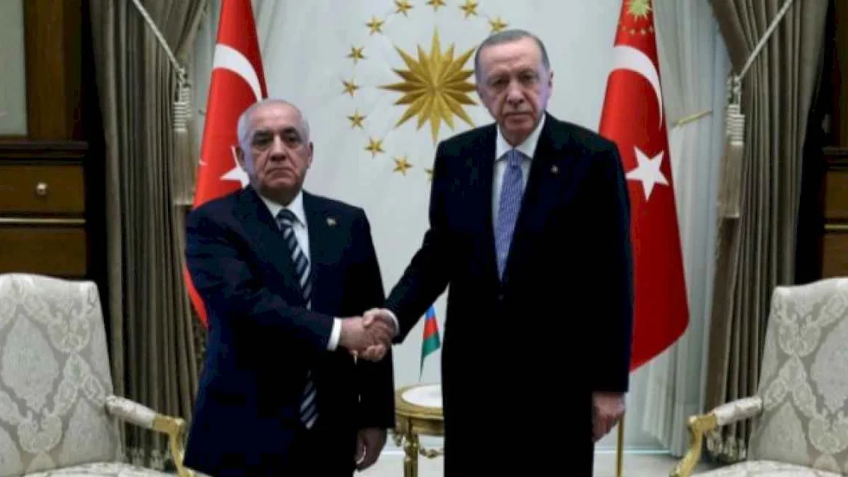 Azerbaycan Başbakanı Külliye'de