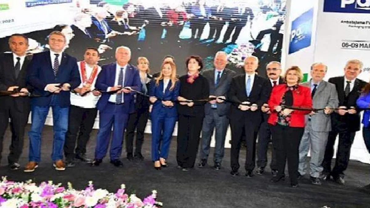 İzmir üç fuara ev sahipliği yapıyor
