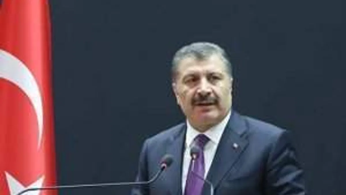 Bakan Koca, bayram tatilinde 73 bin 965 sağlık çalışanı görev yaptı