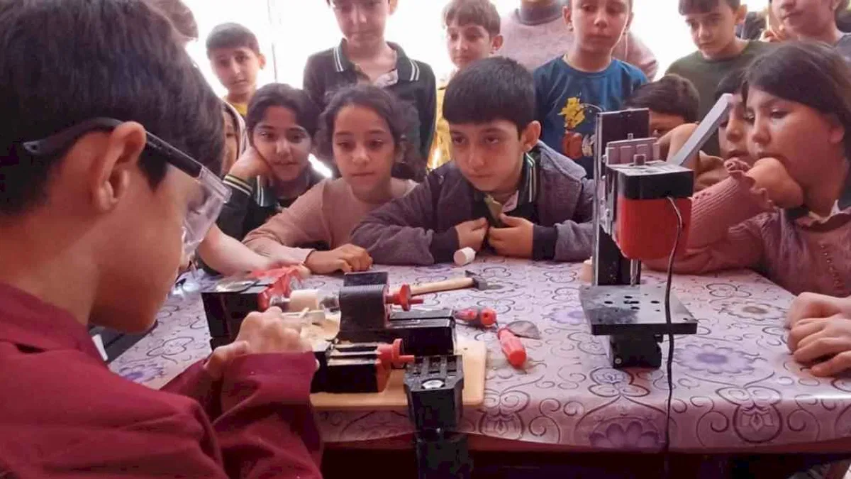 Çanakkale Gezici Kütüphane'den Ahşap Tasarım Atölyesi