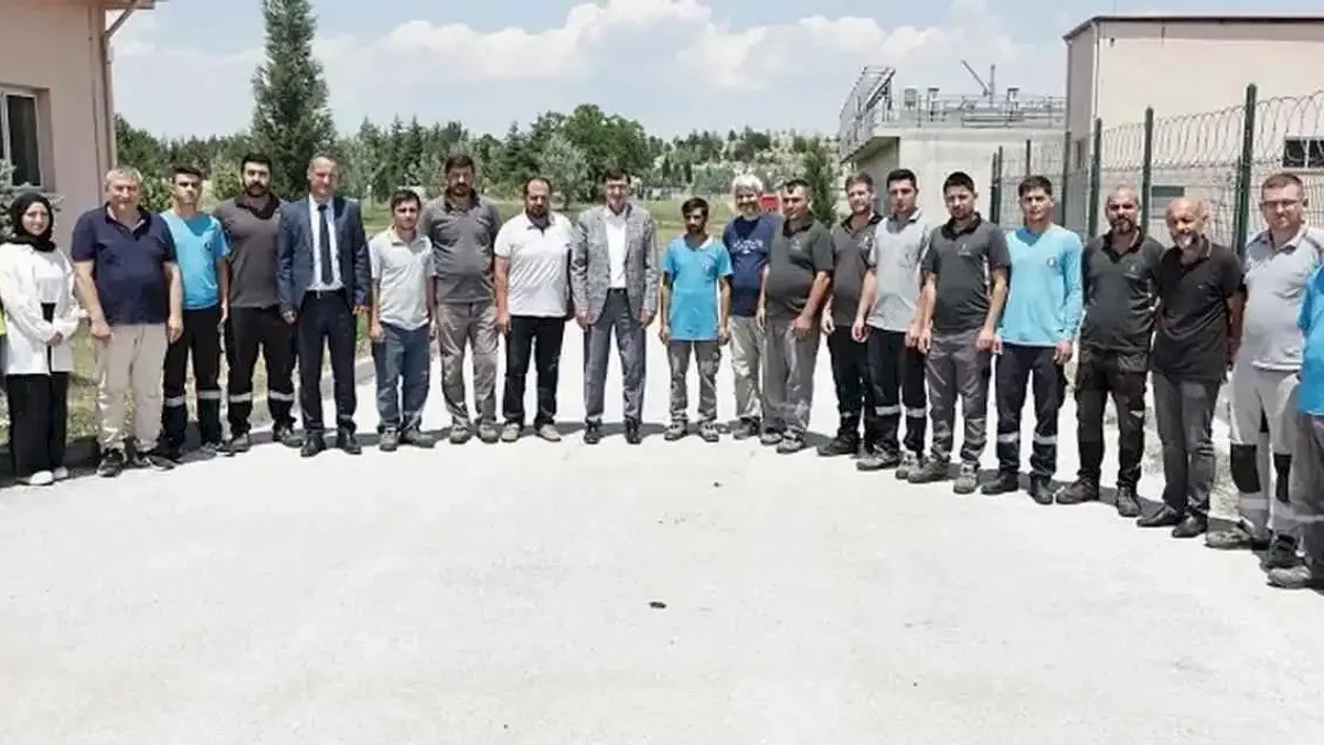 Kütahya'da Arıtma Tesisi personeline Başkan Kahveci morali