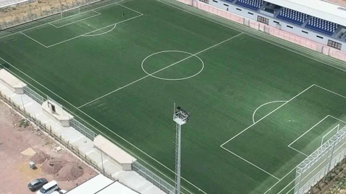 Kocaeli'nde gençler için bir futbol sahası da Alikahya'ya