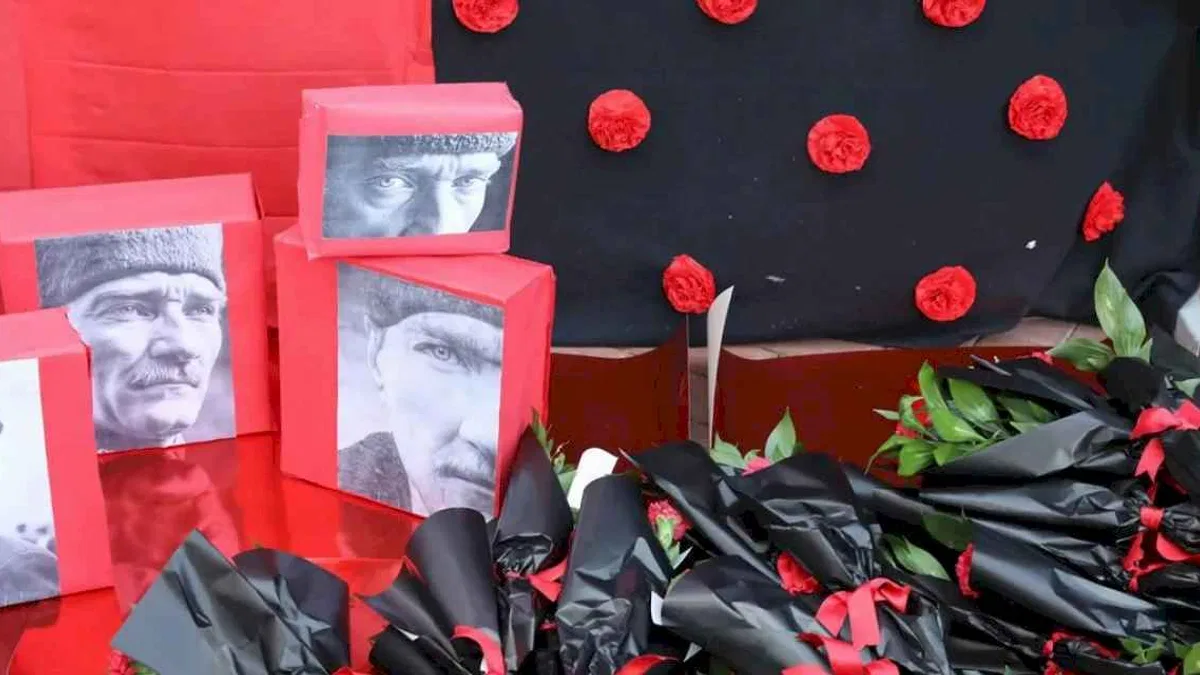 Ankara Keçiören'de çocuklar Atatürk'ü özlemle andı