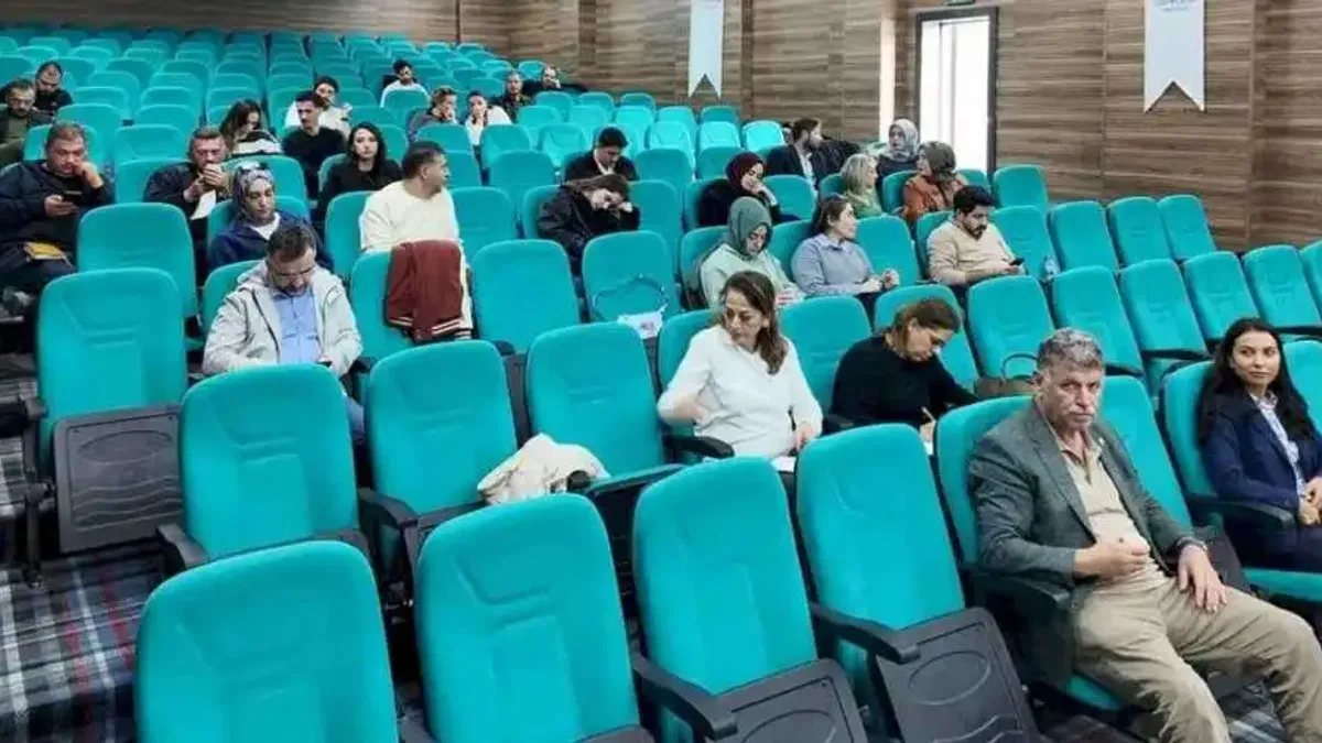 Sakarya Geyve'de Kamu İhale Mevzuatı eğitimi verildi