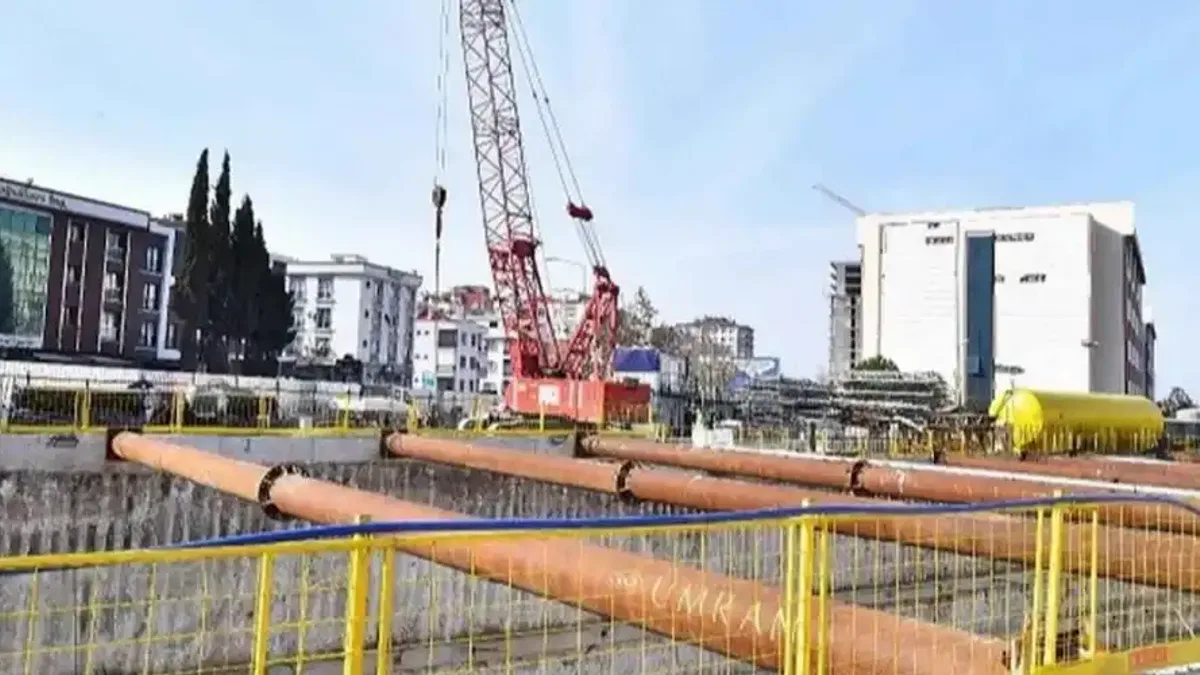 İzmir'de Buca Metrosu'nda tünel kazıları sürüyor