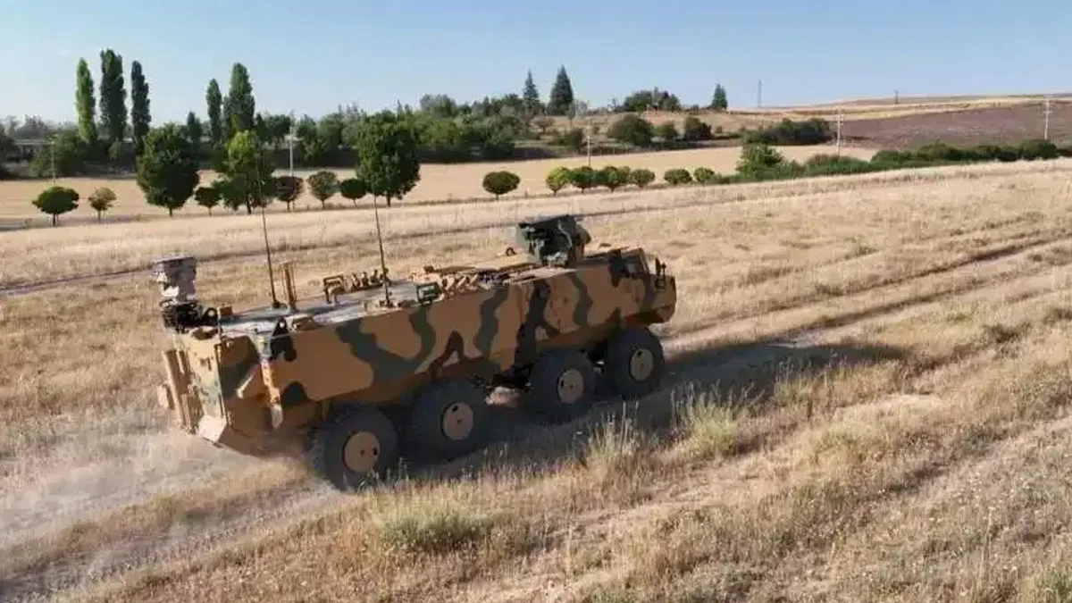 PARS İZCİ 8×8 KBRN Keşif araçları ilk defa Kara Kuvvetleri Komutanlığı envanterine girdi