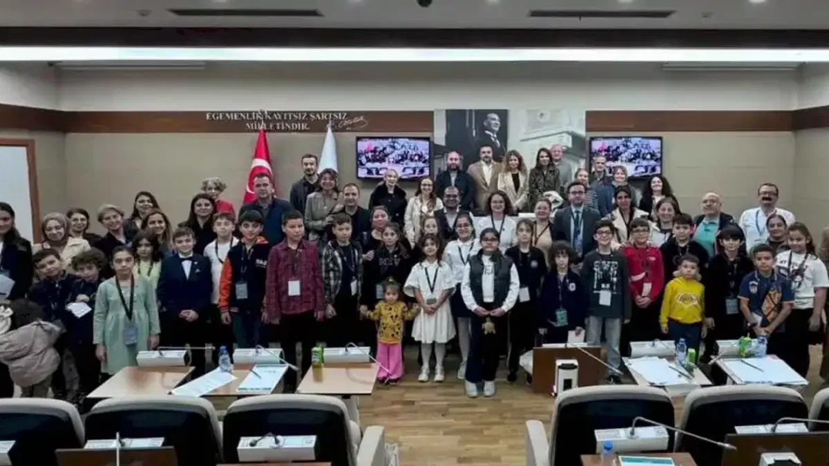 İstanbul Bakırköy Belediyesi çocuk meclisi kuruldu