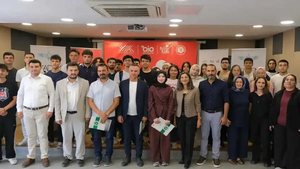 Kocaeli'de Büyükşehir’den gençlere kariyer desteği