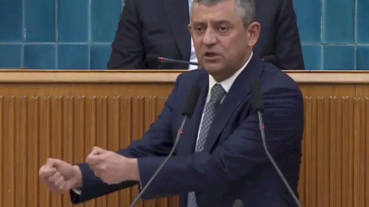 Özel'den sert çıkış: Bu düzen demokrasiye de, cebe de zarar!