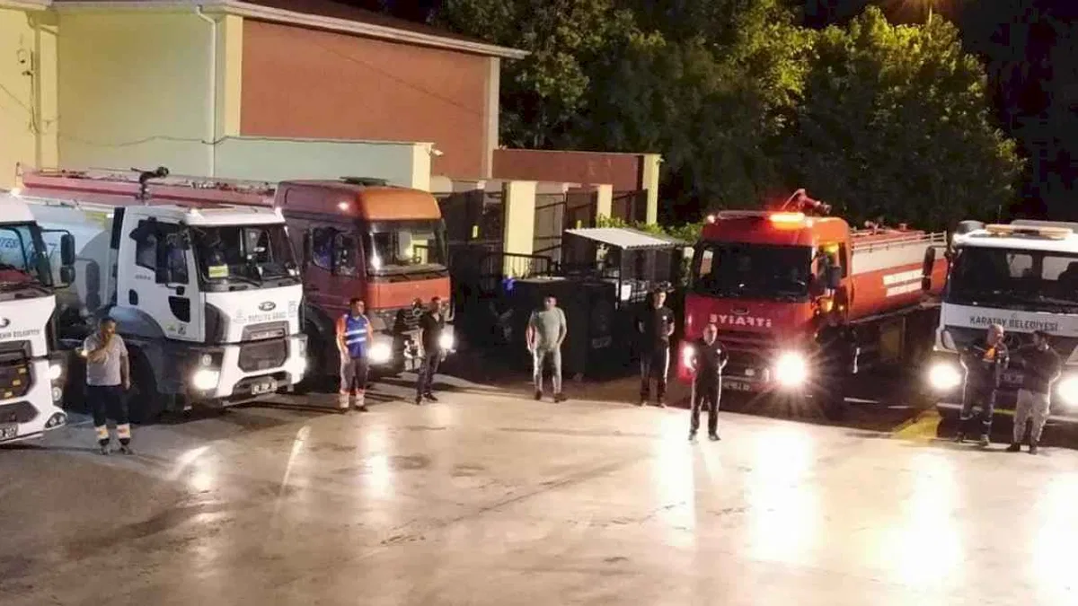 Konya’dan Antakya’ya destek! İtfaiye ekipleri gece yola çıktı