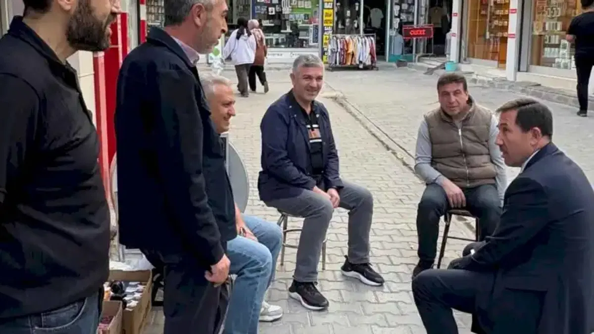 Konya Karatay’da esnafla buluşma