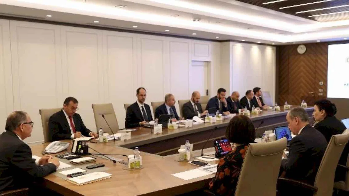 Bakan Özhaseki: 200 bin konut yıl sonuna kadar teslim edilecek