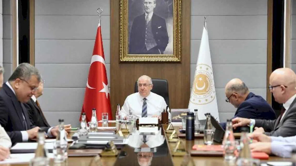 Bakan Güler: Başarılı operasyonlarla terör örgütüne ağır darbe vuruldu