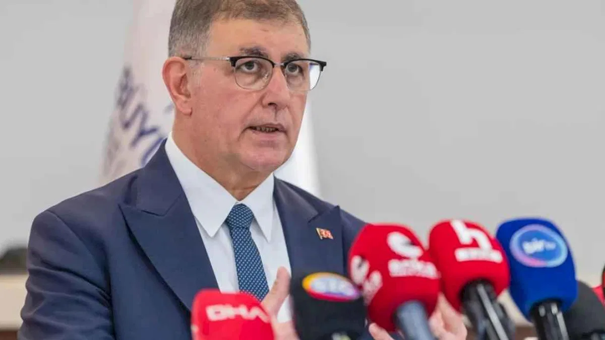 İzmir Büyükşehir'den gözaltı açıklaması: Soruşturma re'sen başlatıldı