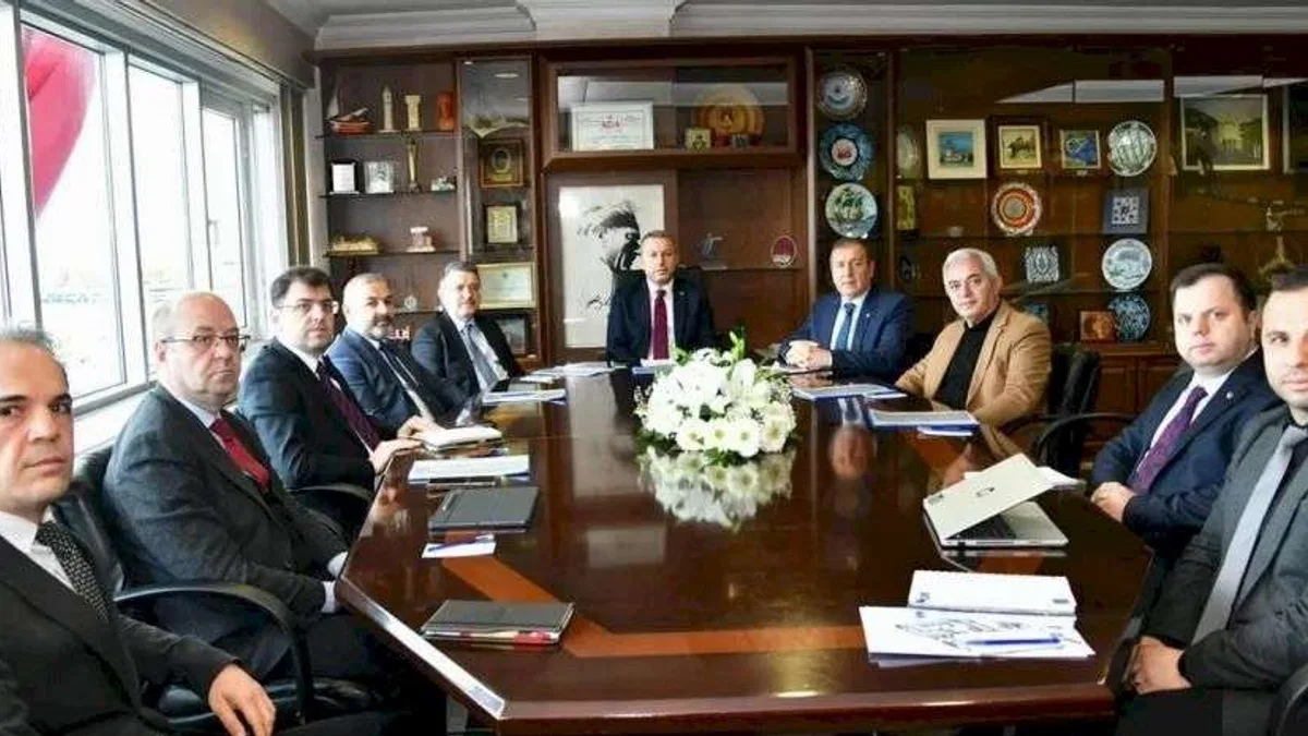 Trabzon Yatırım Adası hisselerinin yarısı Büyükşehir’e devredildi