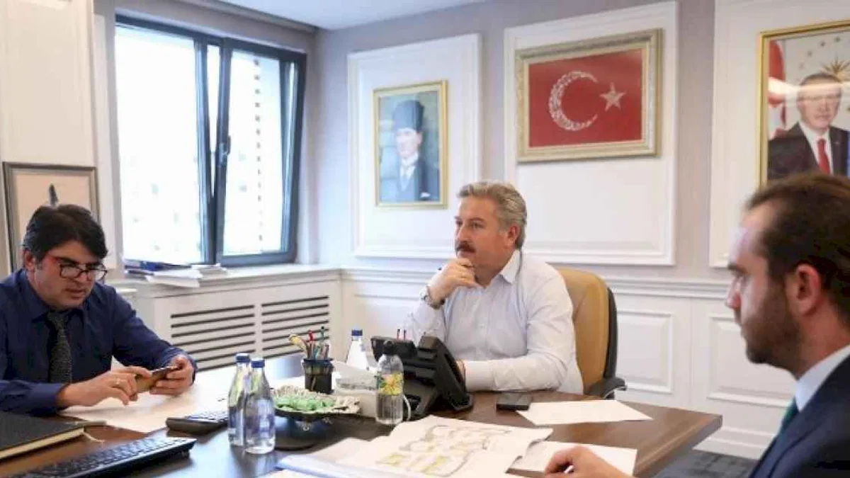 Başkan Palancıoğlu vizyon projelerini hayata geçirmek için kolları sıvadı