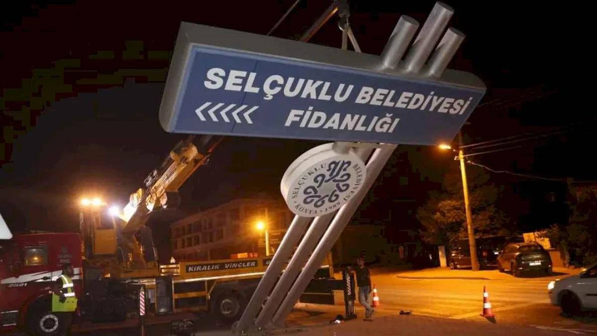 Konya Büyükşehir'in şehir estetiğine bir destek de Selçuklu'dan