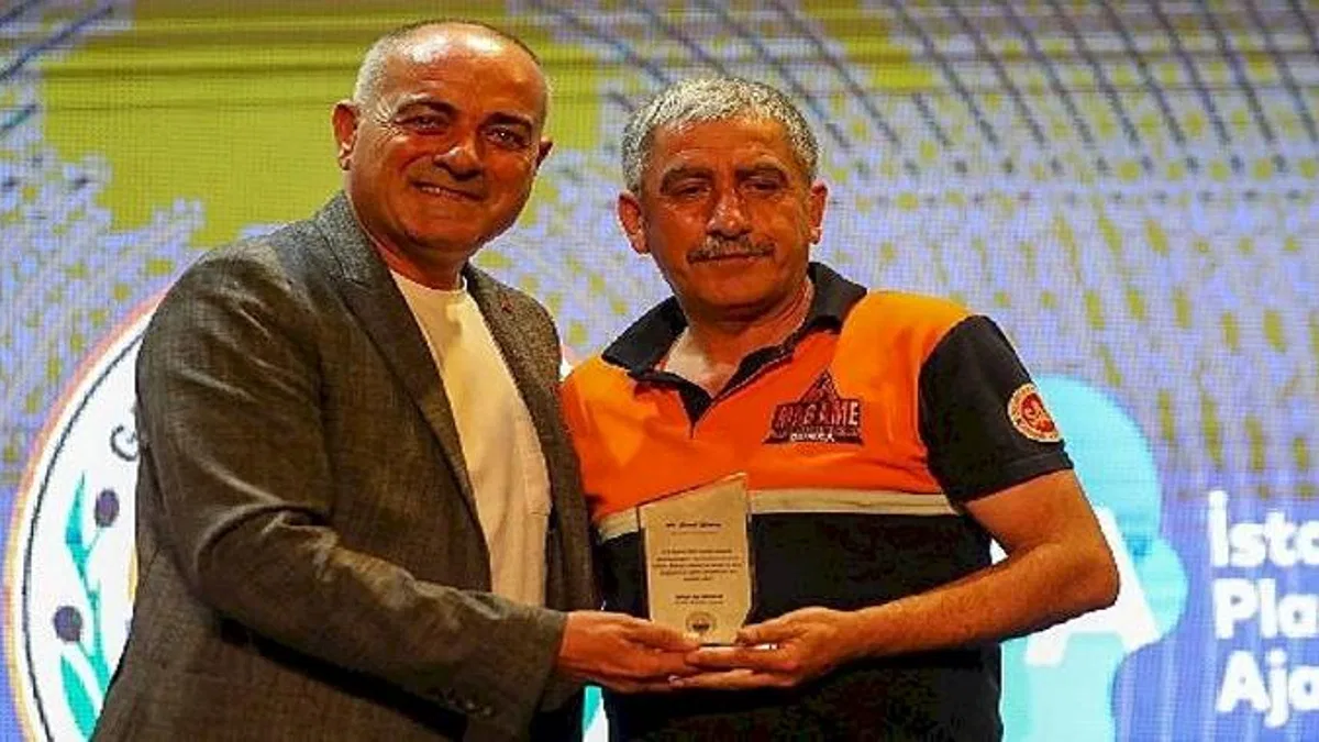 Uzman isimler Gemlik'te afetleri karşı alınacak tedbirleri konuştu