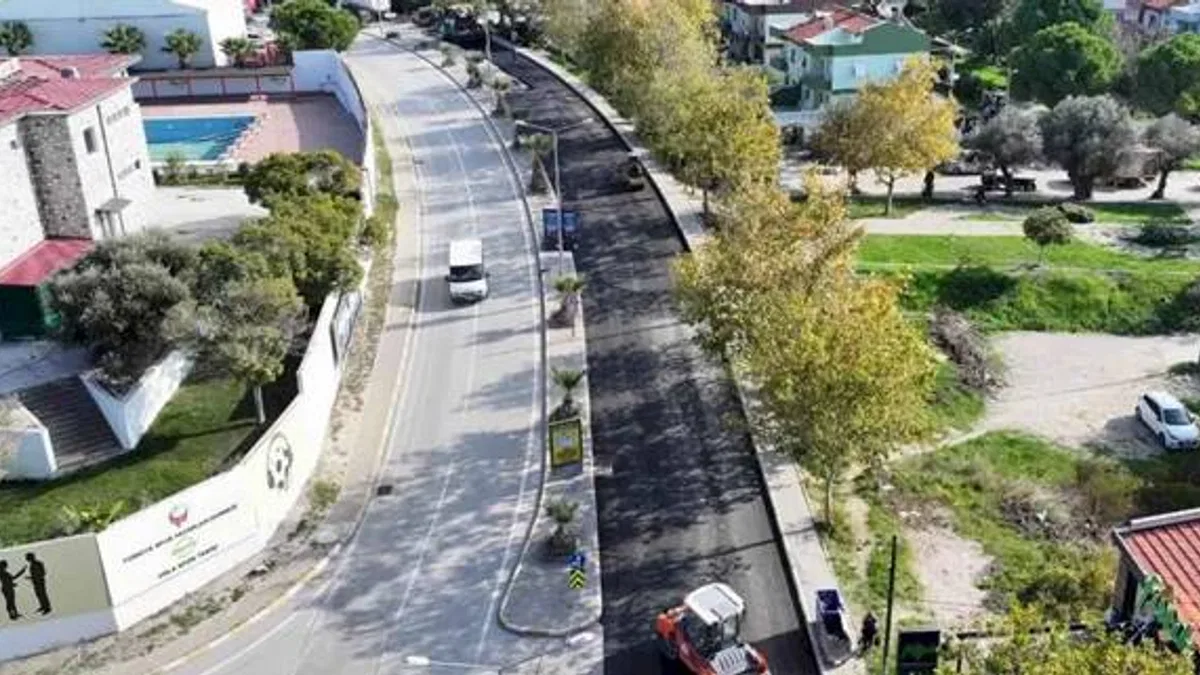 İzmir'de Urla’ya iki caddeye yeni çehre