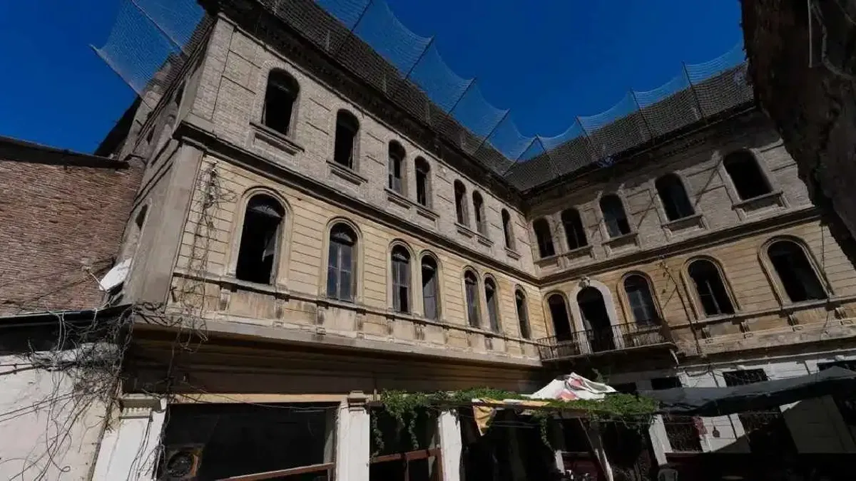 İzmir’in simge yapısı Cihan Palas yeniden hayat buluyor