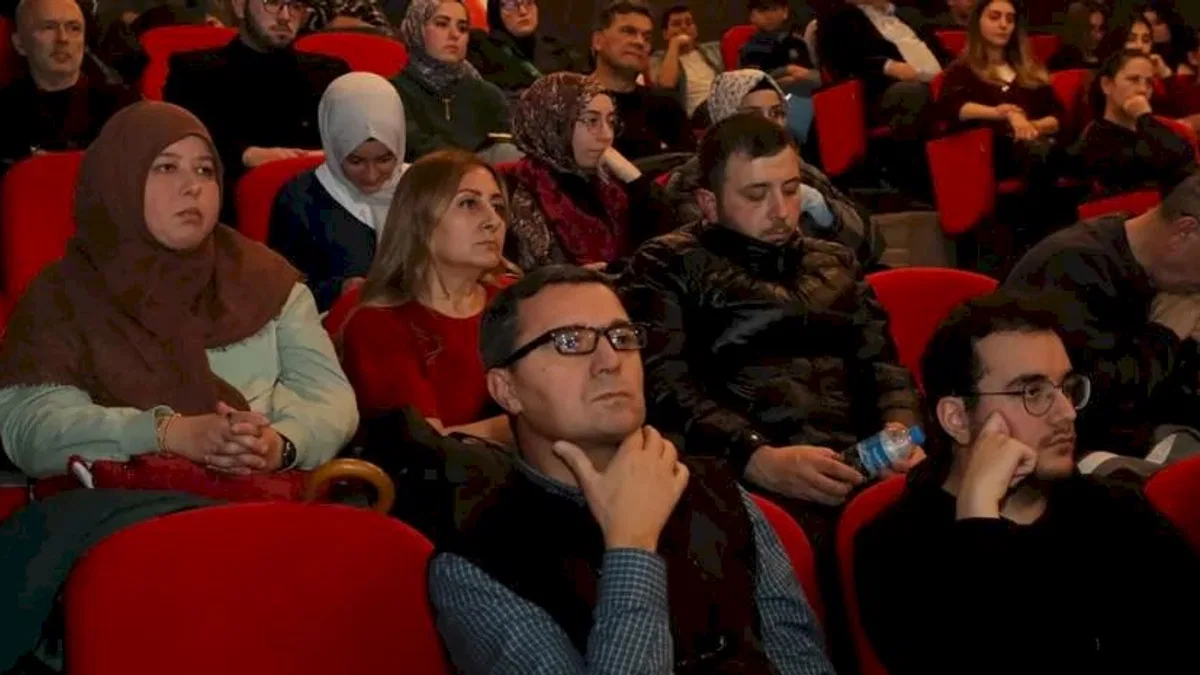 'Bildiğin Gibi Değil' Sakarya OSM’de izlendi