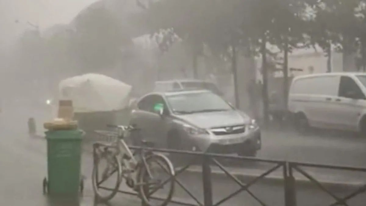 Fransa fırtına ve yoğun yağışla boğuşuyor