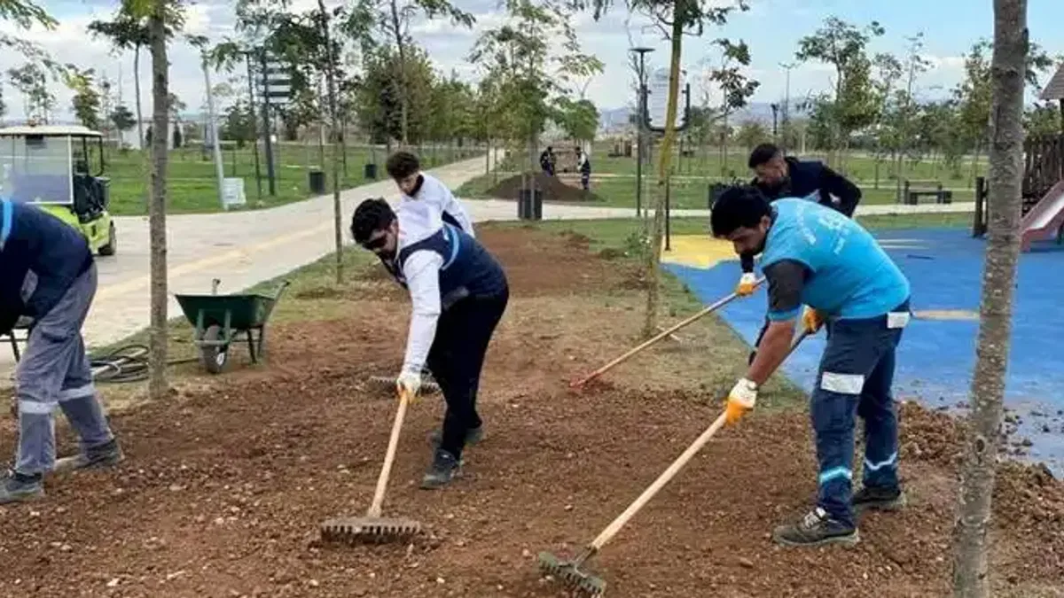 Gebze Millet Bahçesi'nde etkin çalışma
