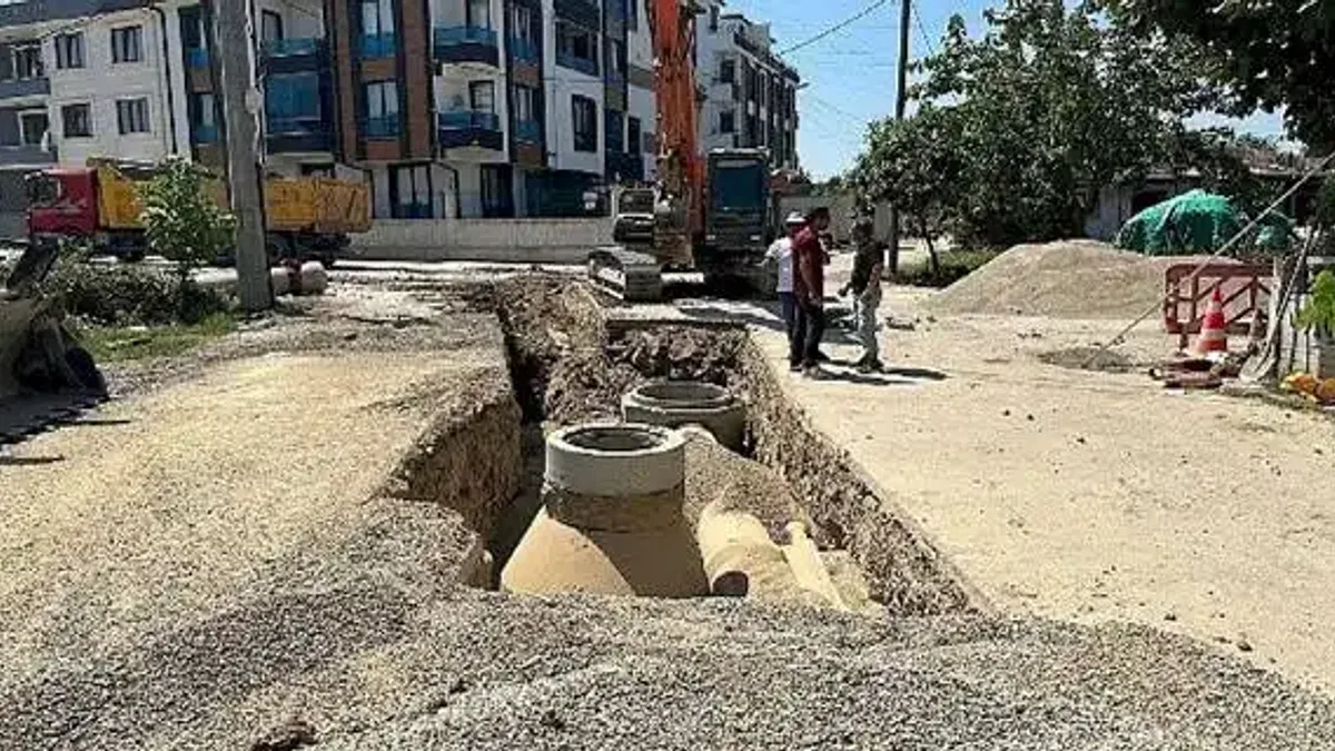 Kartepe'de Altyapı Çalışmaları Son Sürat Devam Ediyor