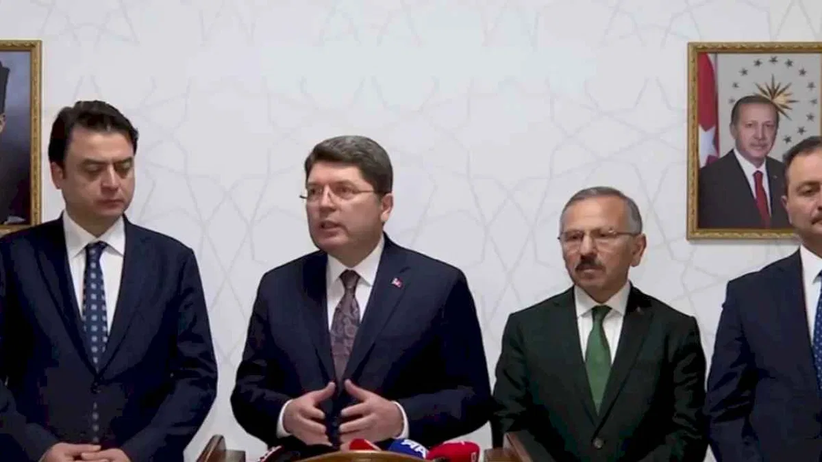 Bakan Tunç: Sokak çağrısı doğru yol değil. Haddini bilsin!