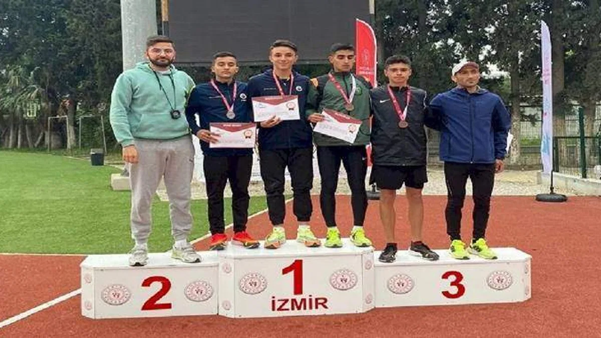 Nevşehir Belediyesi sporcuları İzmir'den madalyalarla döndü