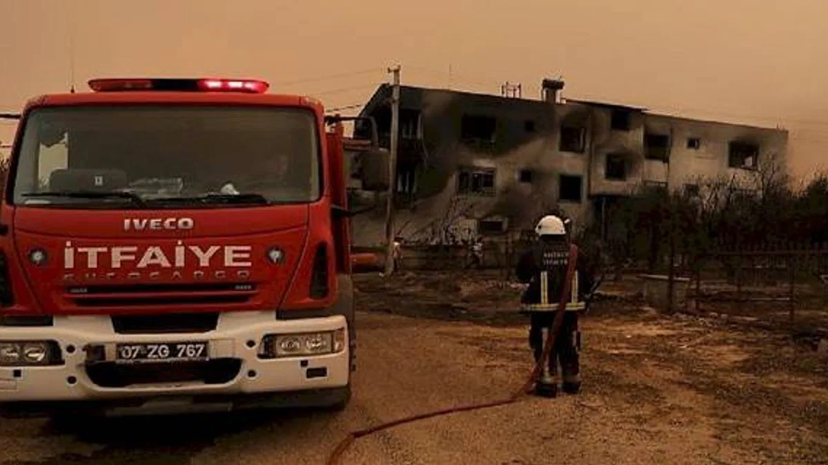 Manavgat Ahmetler sakinlerine yangınla mücadele eğitimi verildi