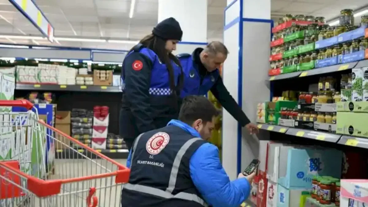 Kocaeli Çayırova’da marketlere sıkı denetim