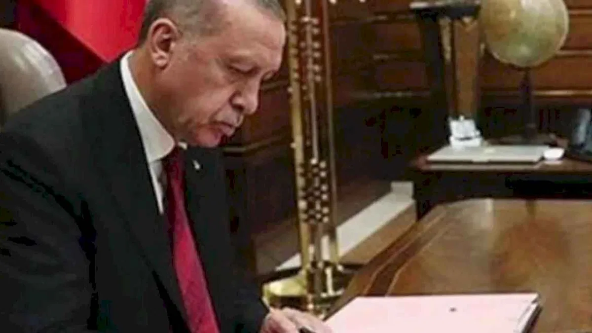 YAŞ ve görevden alma kararları 'Resmi'leşti