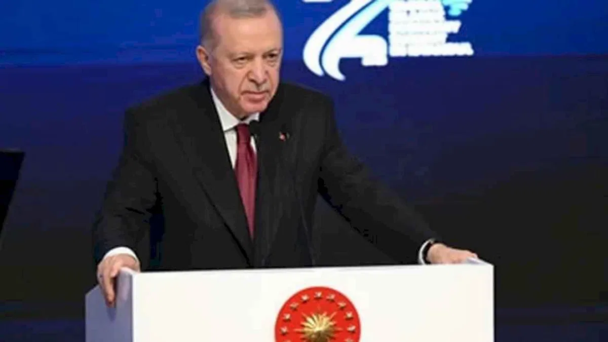 Cumhurbaşkanı Erdoğan: İslam dünyası ticaret ve finans iş birliğini güçlendirmeli