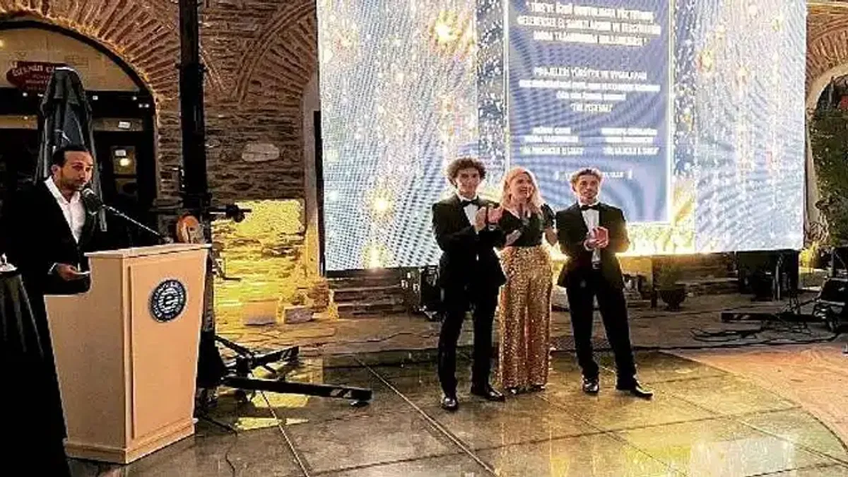 Tire'nin zengin kültürel mirası günümüz moda tasarımı ile buluştu