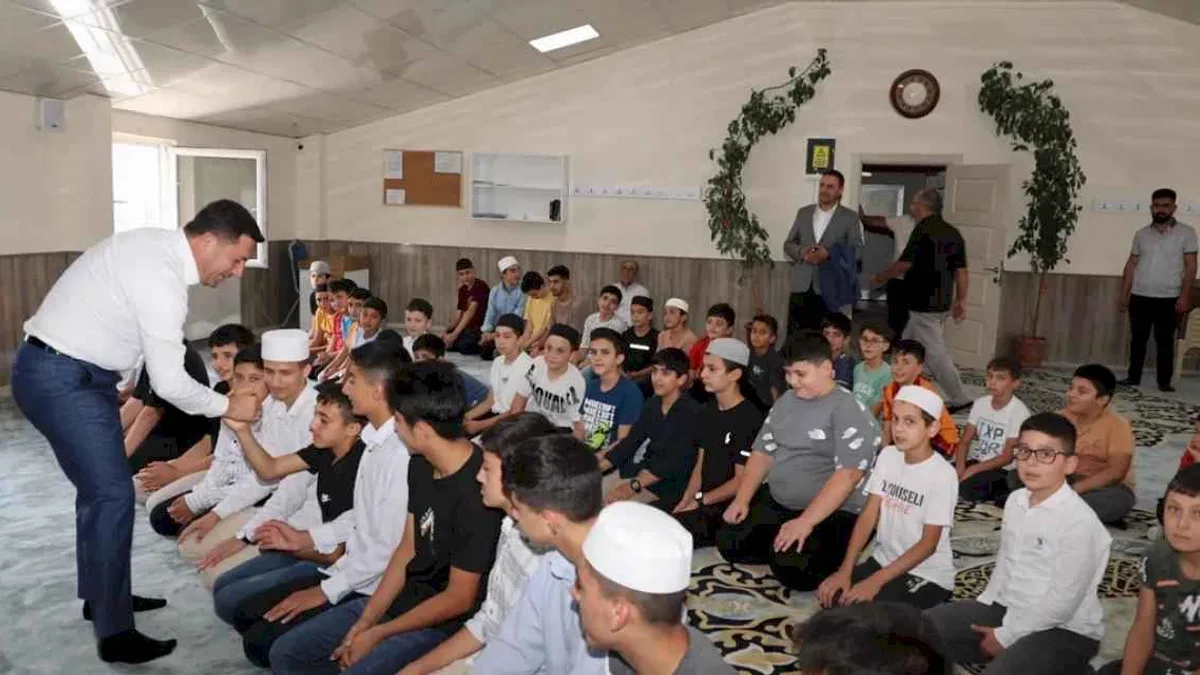 Başkan Arı’dan kuran kursu ziyareti